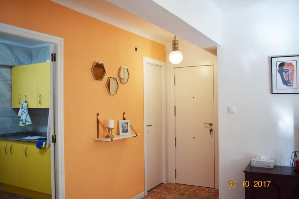 Apartamento En El Centro De Alicante Bagian luar foto
