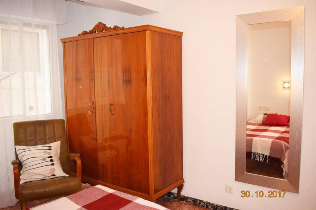 Apartamento En El Centro De Alicante Bagian luar foto